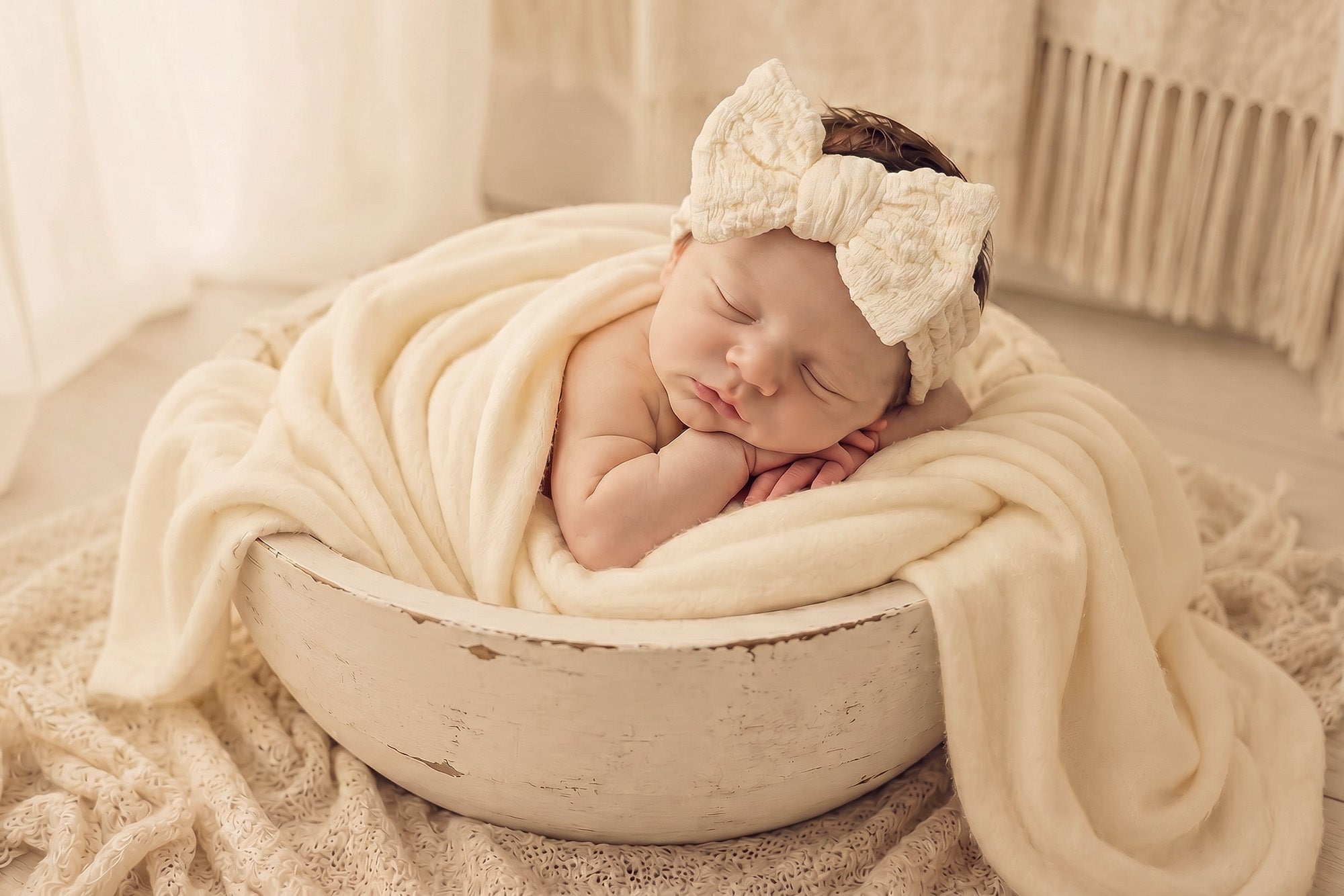 Crinkled Oversized Bow Headband