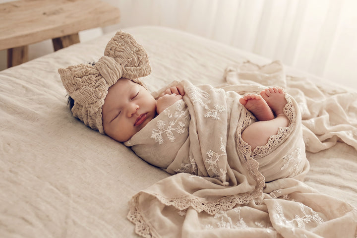 Crinkled Oversized Bow Headband